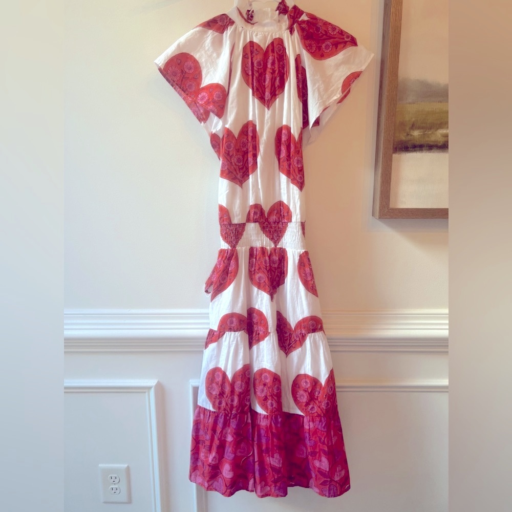 Victoria Dunn NWT 🩷❤️